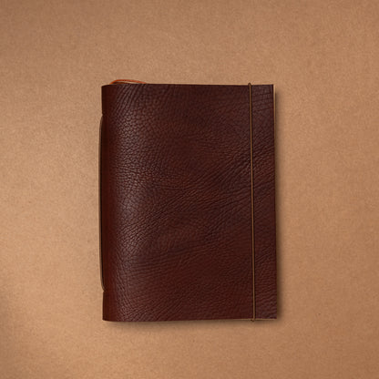 Carnet DuOrganum cuir s acajou crispé de La Compagnie du Kraft