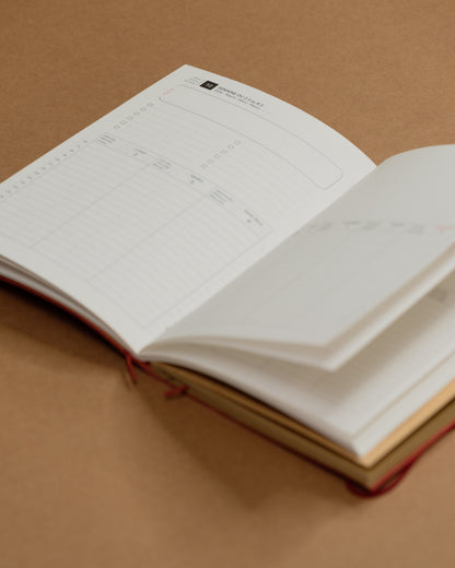 Agenda cuir imprimé sur kraft blanc de La Compagnie du Kraft