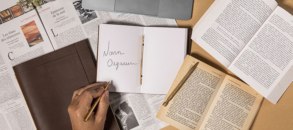 NOVUM ORGANUM leather notebook